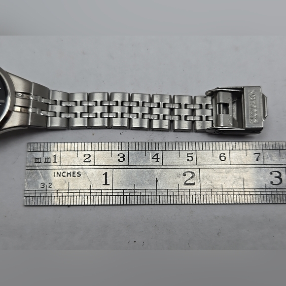 Citizen 1032 R011109 Womens Quartz Watch New Battery Silver Tone Japan Made - Picture 7 of 9